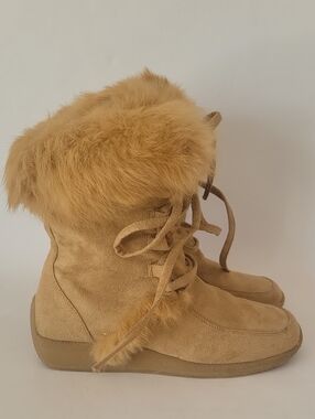 Vintage Noel Collection Y2K Suede Fur Trim Winter Lace Up Boots Size 7
